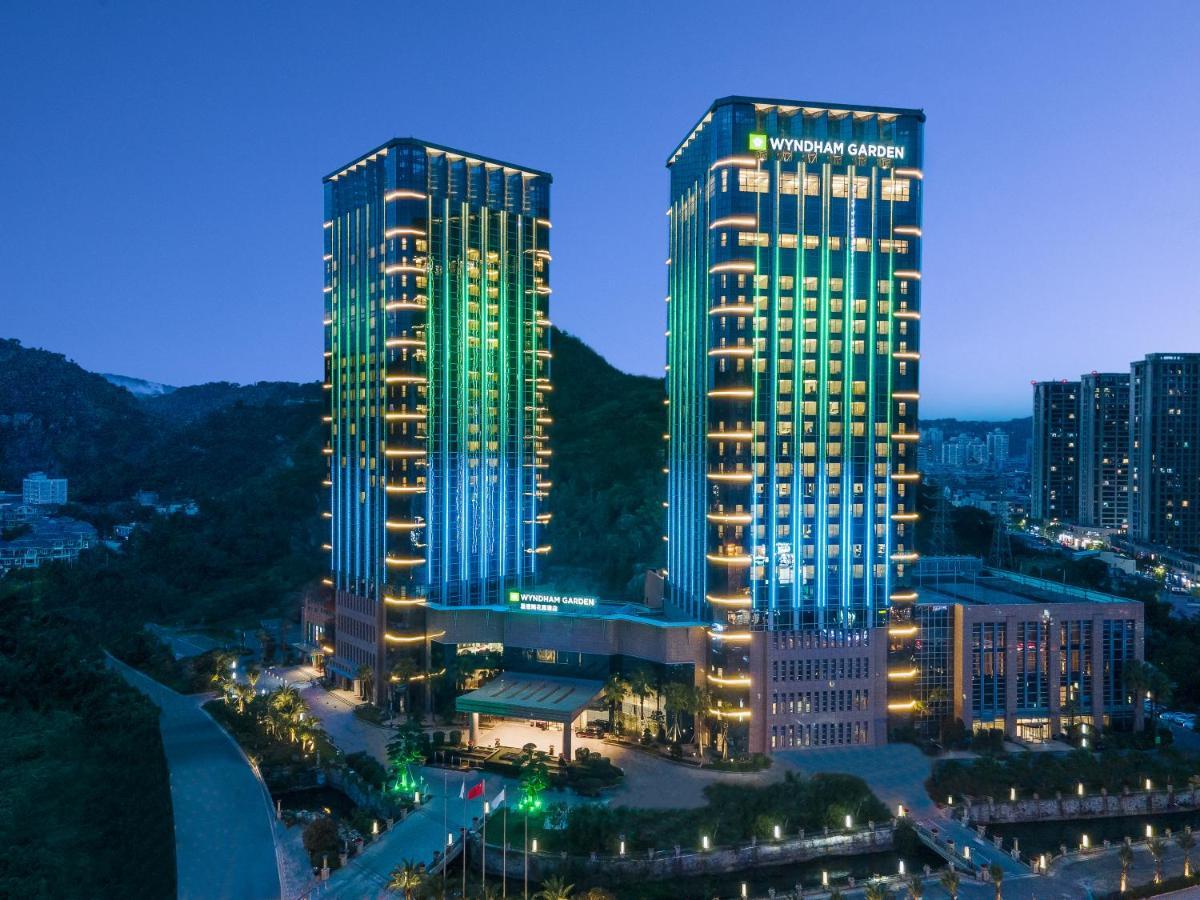 Wyndham Garden Yuhuan Downtown Hotell Taizhou  Exteriör bild
