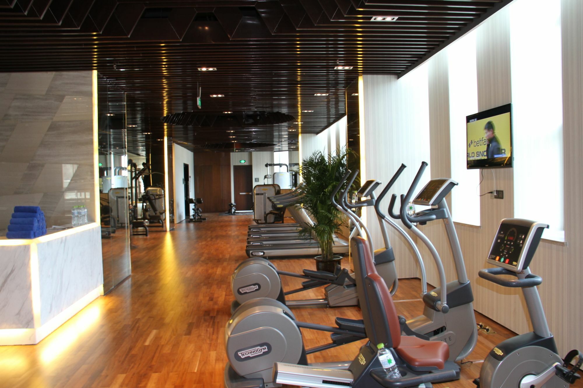 Wyndham Garden Yuhuan Downtown Hotell Taizhou  Exteriör bild